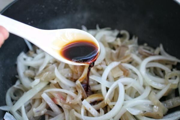 洋葱辣椒炒肉皮的做法图解9