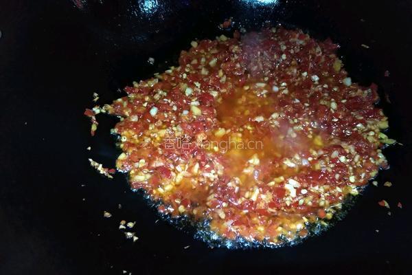 剁椒鱼头的做法图解6