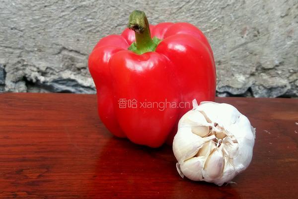蒜米豆角的做法图解2