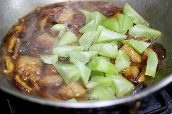 莴苣香菇红烧肉的做法图解12
