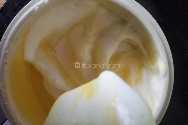 六寸完美不甜腻戚风蛋糕的做法图解8