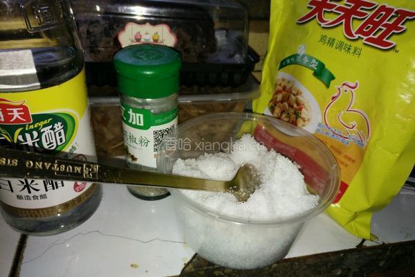 酸汤金针肥牛锅的做法图解7