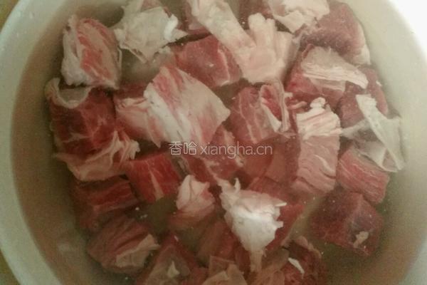 番茄牛腩煲的做法图解3