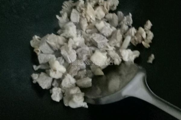 萝卜牛腩的做法图解4