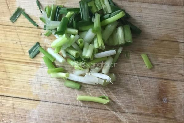 香菇鸡丝粥的做法图解1