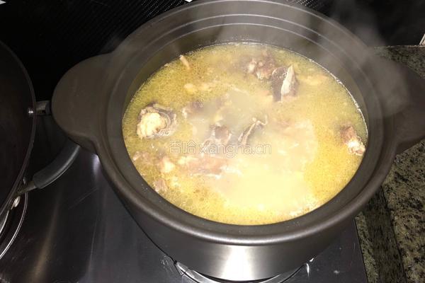 牛骨筋煲黄豆的做法图解11