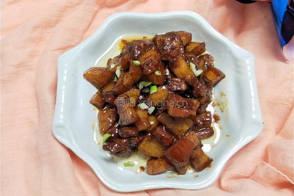 土豆炖红烧肉的做法图解11