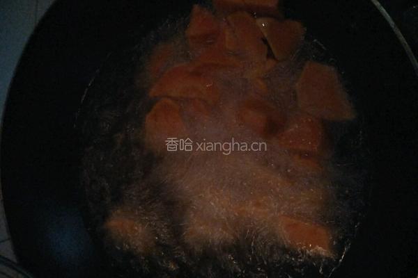 拔丝地瓜的做法图解2
