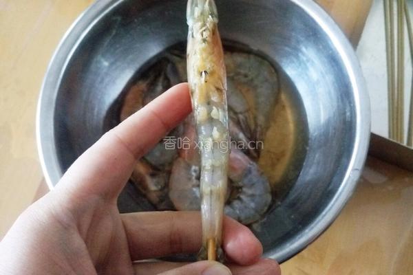 啤酒串串虾的做法图解4