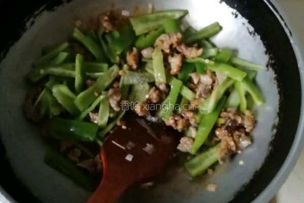 海葵炒青椒的做法图解5
