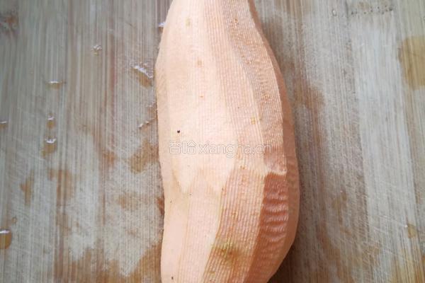 牛奶红薯开花馒头的做法图解1