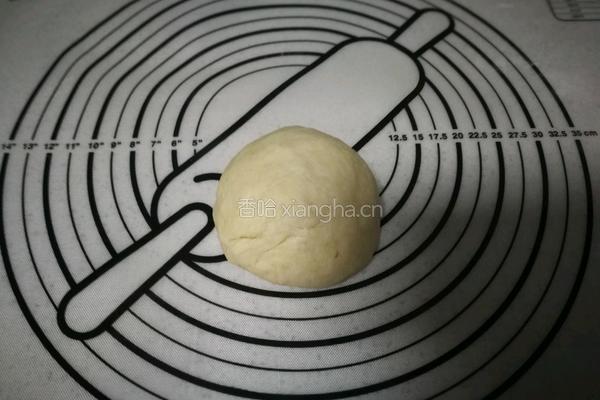 火腿圈香肠披萨的做法图解7