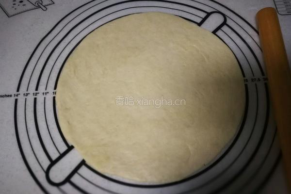 火腿圈香肠披萨的做法图解8