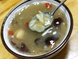 蜂蜜莲子银耳汤的做法[图]