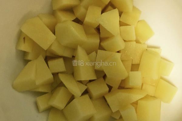 西红柿土豆牛肉汤的做法图解1