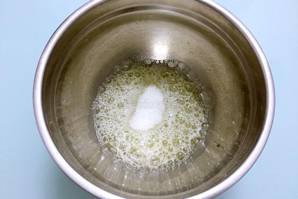 菠菜戚风蛋糕的做法图解8