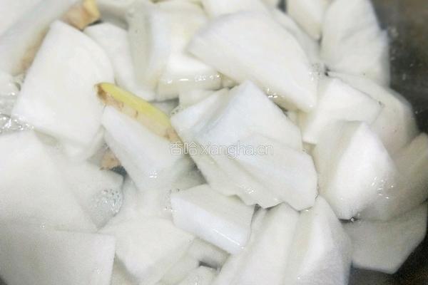 蘸水白萝卜的做法图解2