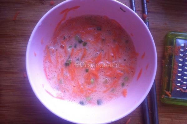 胡萝卜鸡蛋饼的做法图解4