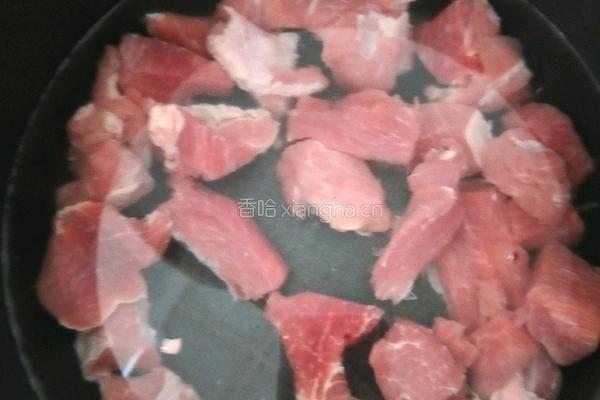 西红柿土豆炖牛肉的做法图解2