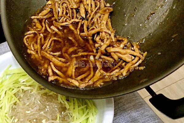鲁菜大师蒋家常菜肉丝凉偏粉的做法图解5