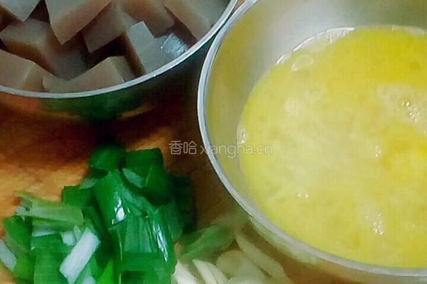 凉粉炒鸡蛋的做法图解1