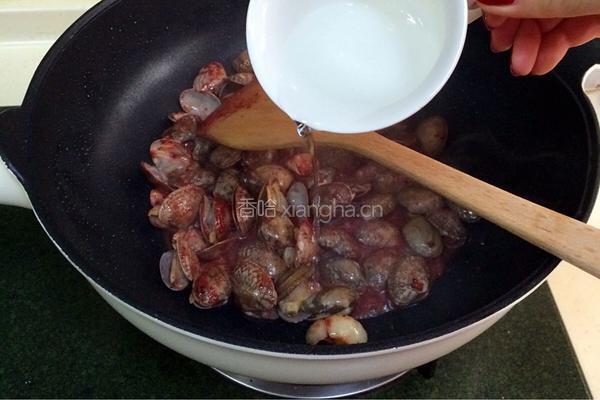 红糟炒花蛤的做法图解8