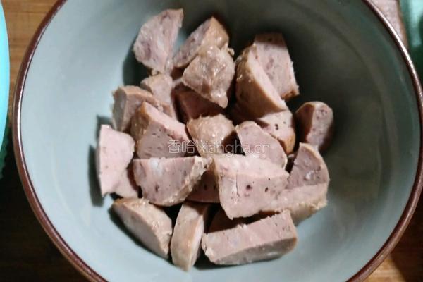 牛筋丸黑椒汁炒面的做法图解3