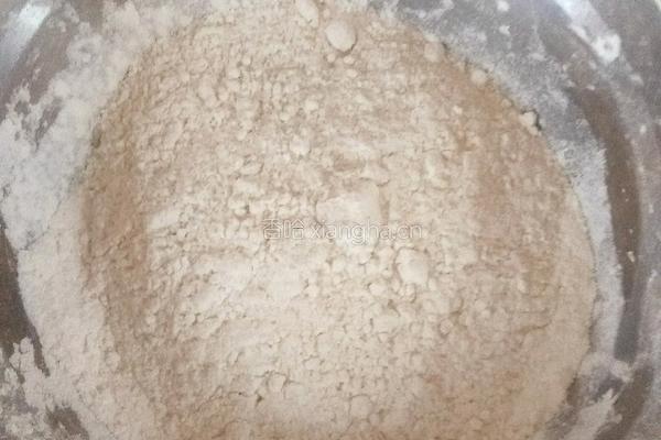 酱香鸡蛋卷的做法图解2