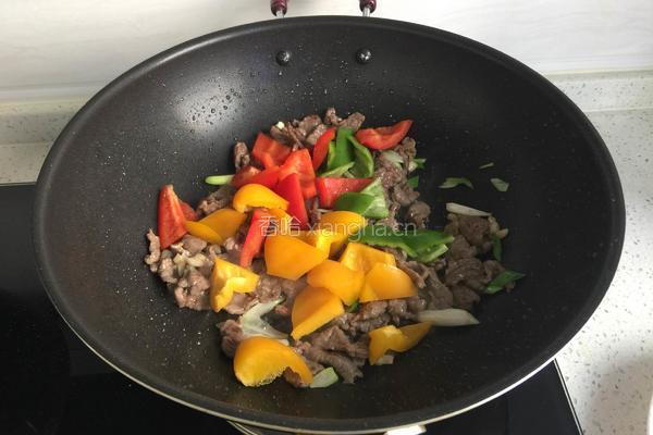 彩椒牛肉的做法图解6