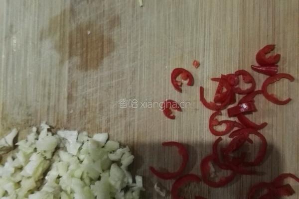青椒炒鱿鱼的做法图解4