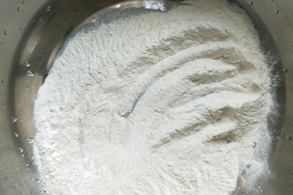 红糖豆沙馅馒头的做法图解1