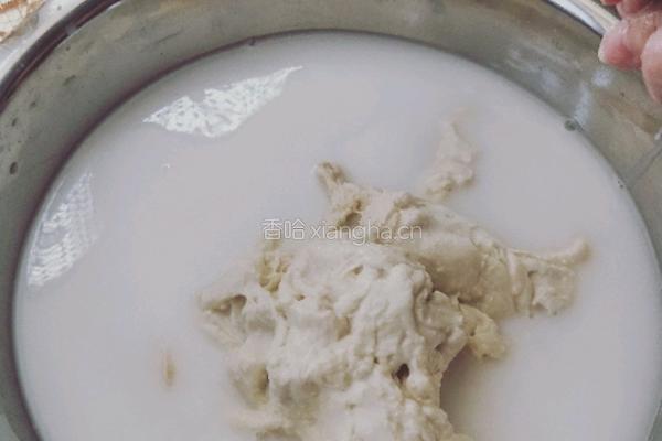 自制凉皮的做法图解1