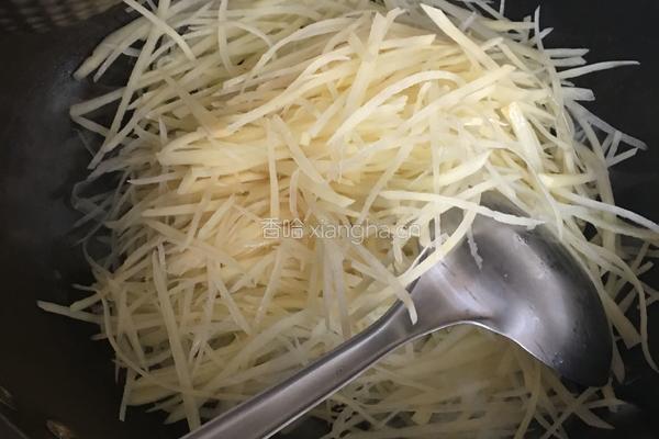 妈妈的土豆丝的做法图解6