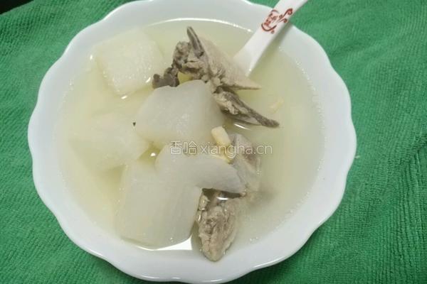 瑶柱白萝卜排骨汤的做法图解5