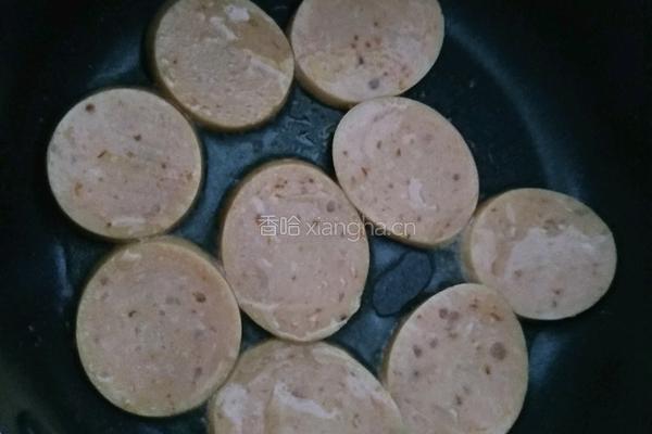 孜然煎火腿肠的做法图解3