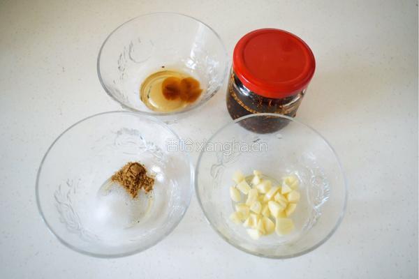 蒜薹炒鸡肉的做法图解7