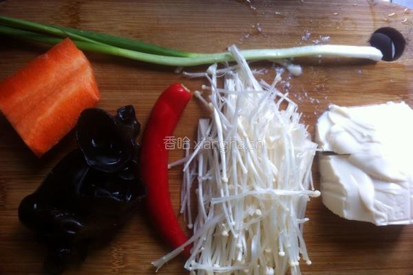 豆腐羹的做法图解1