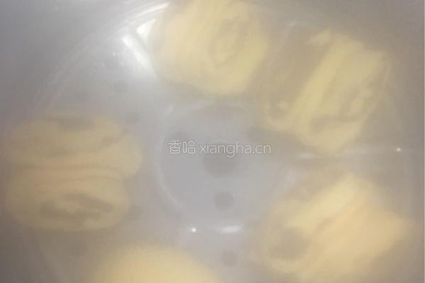 南瓜豆沙卷的做法图解11
