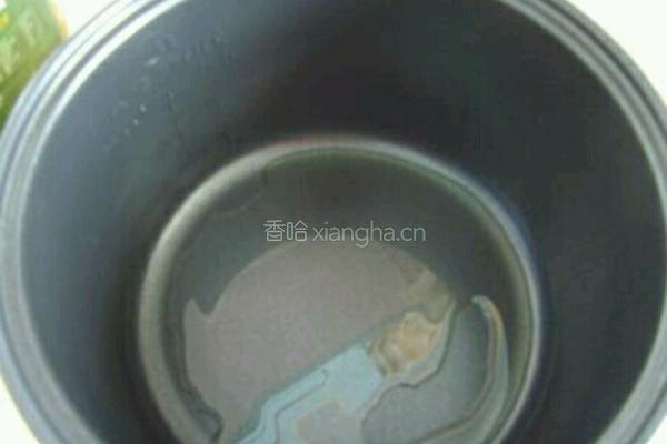 电饭煲蛋糕的做法图解13