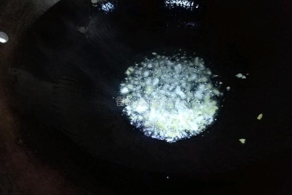 青笋炒腊肉的做法图解3