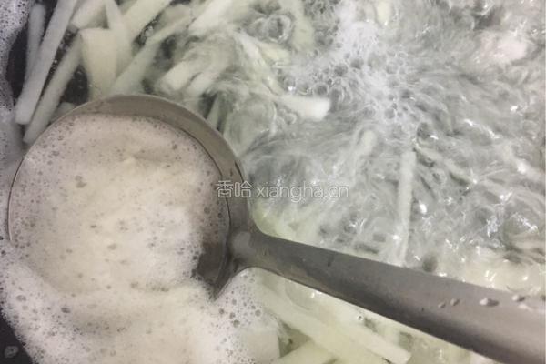 芥菜头牛肉汤的做法图解11