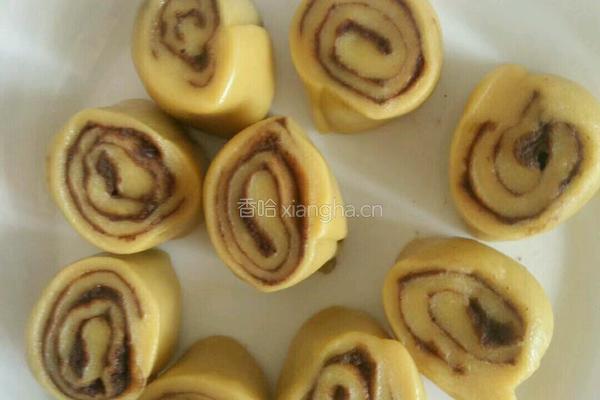 家常糕面豆沙卷的做法图解8