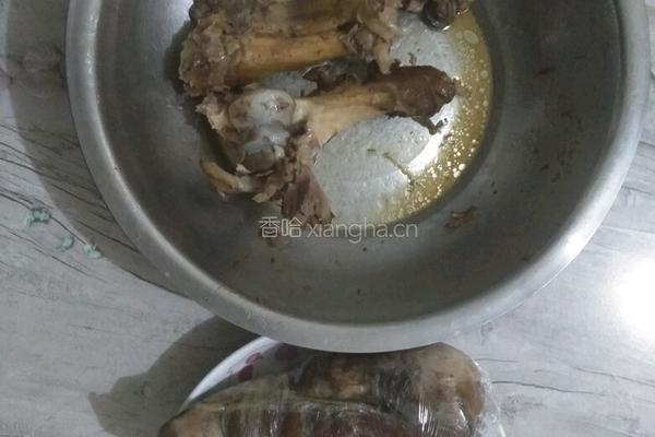 酱肘子的做法图解8