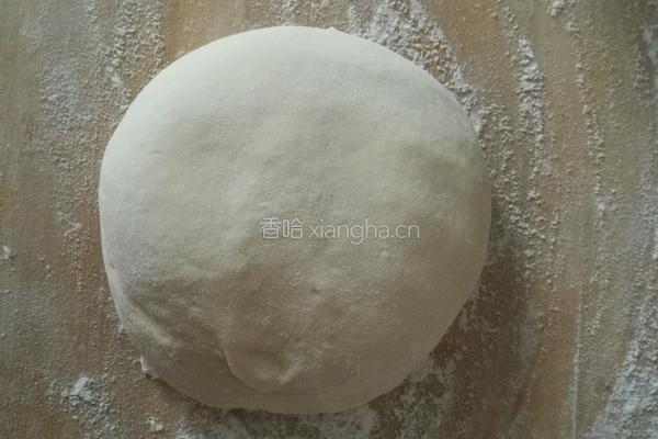 西葫芦鸡蛋包子的做法图解1