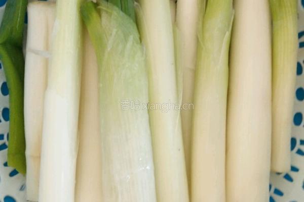 家常猪肉豆腐丸子的做法图解2