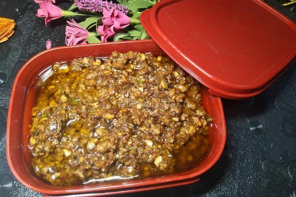 蒜香香菇牛肉酱的做法图解9