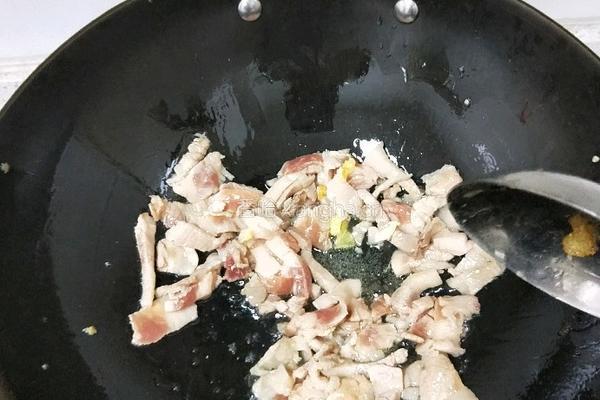 鸡蛋蒜薹炒肉的做法图解6