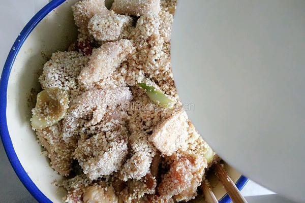 粉蒸肉的做法图解18