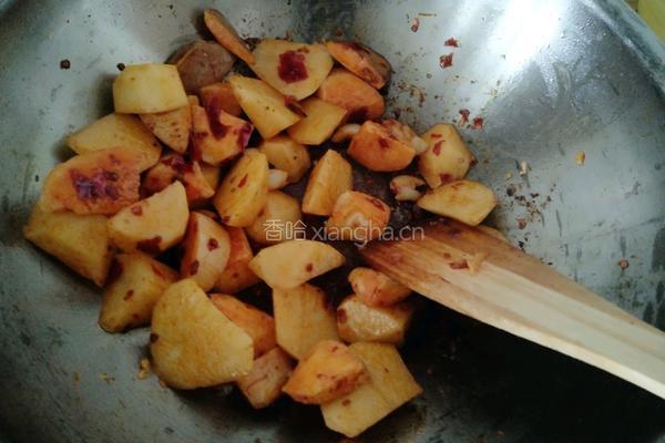 杏鲍菇烧土豆的做法图解2