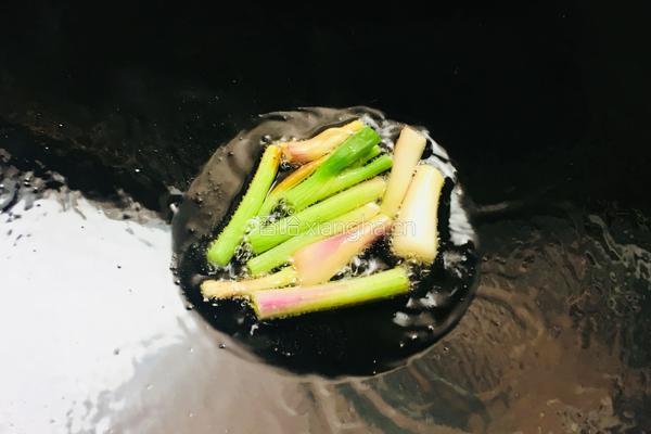 香辣猪肝面的做法图解9